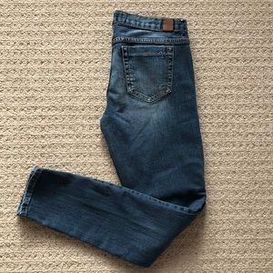 Guess Size 29 Skinny Jeans